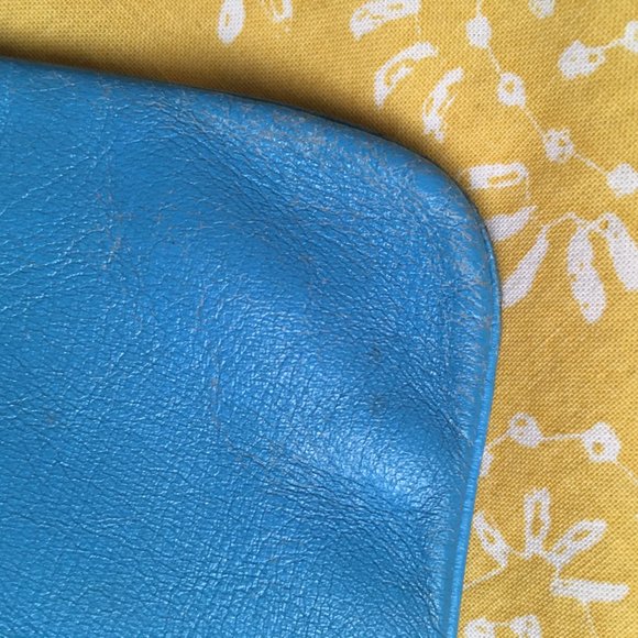 COMME DES GARÇONS Light Blue Leather Pouch - Picture 5 of 7